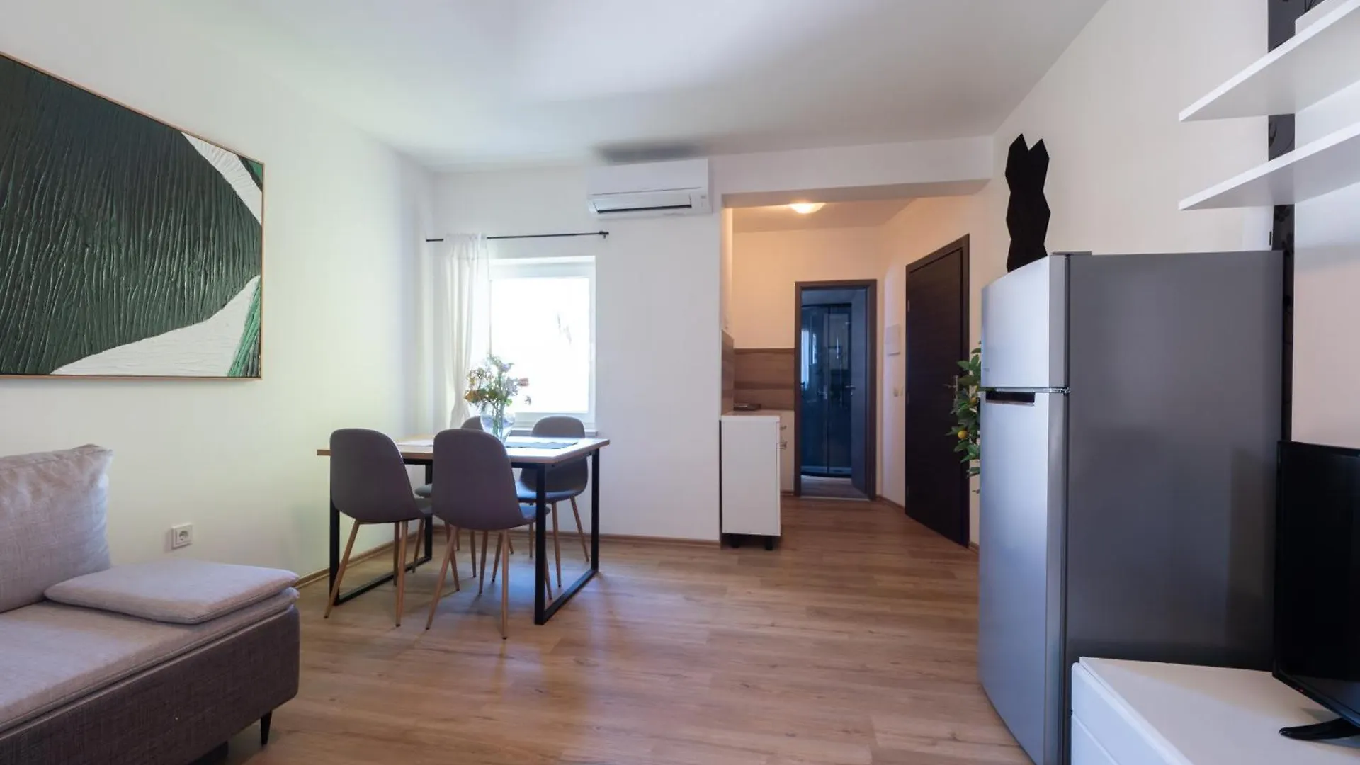 Cozy Apartment With Breakfast On Request 1 Pola