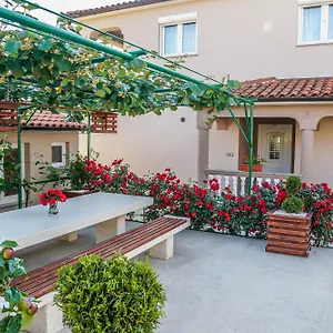Apartament Suncica, Pula